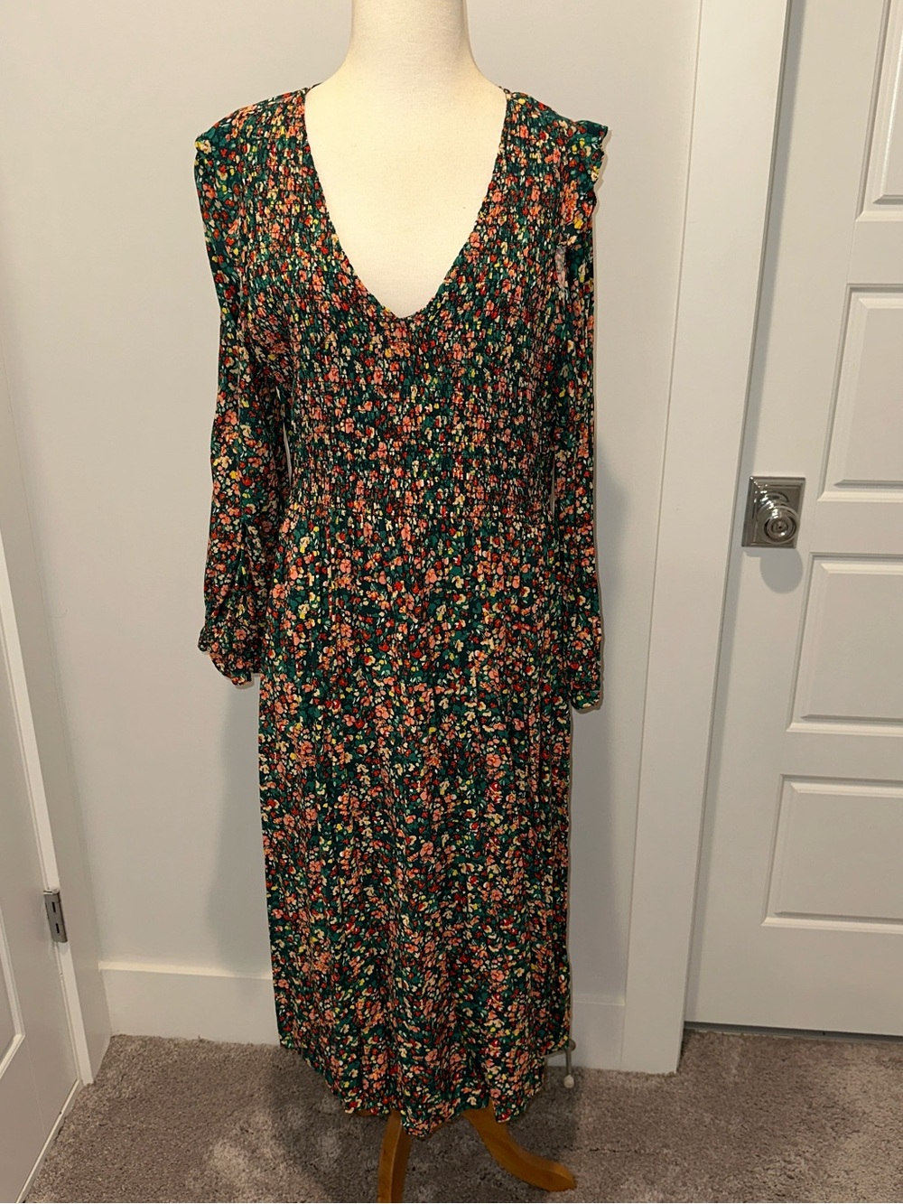 J. Crew Floral V-Neck Long Sleeve Smocked Midi Dress - Green Floral
